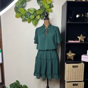 Elegant Green Women's Dress